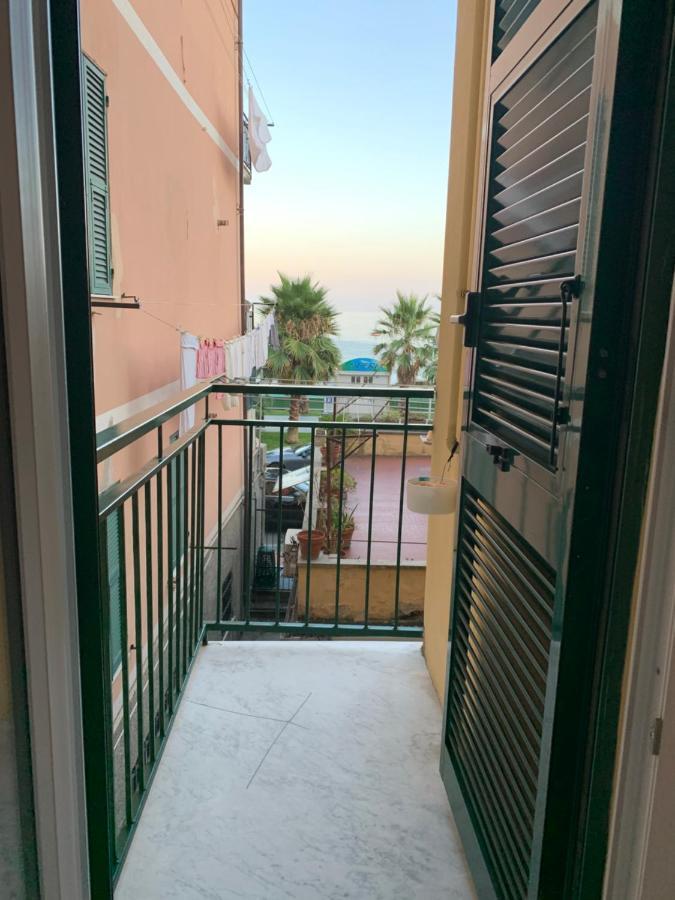 Casa Erika Fronte Mare Apartamento Varazze Exterior foto